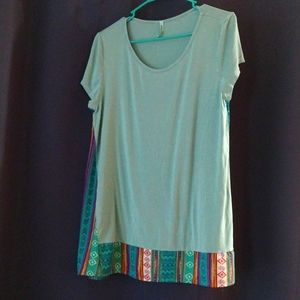 Patterned trim t-shirt